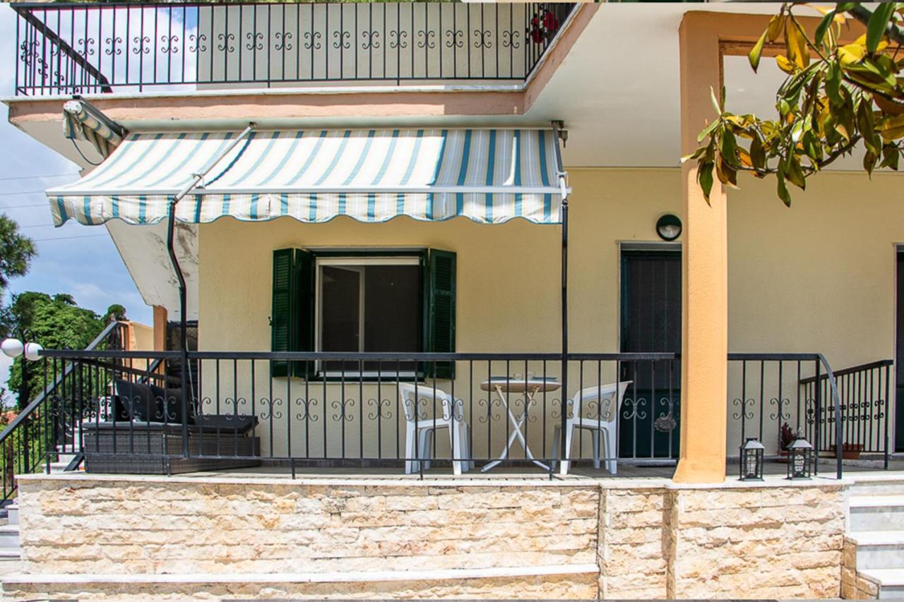 Olivemare Holidays Nea Iraklia Exterior photo