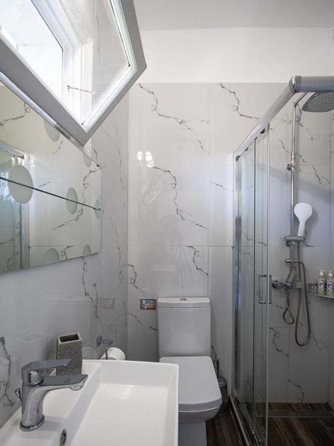 Olivemare Holidays Nea Iraklia Exterior photo